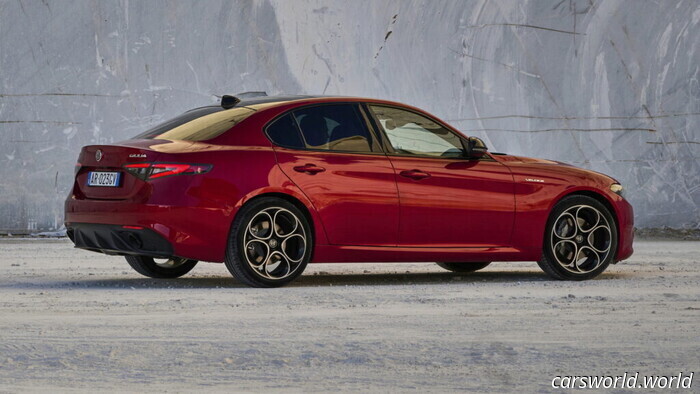 Нам обещали новые Giulia и Stelvio, но у Alfa другие планы | Carscoops